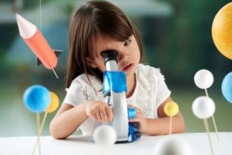 12 Best Microscopes for Kids: Reviewed for 2022