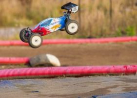 16 Best Nitro Gas Powered RC Cars for 2024