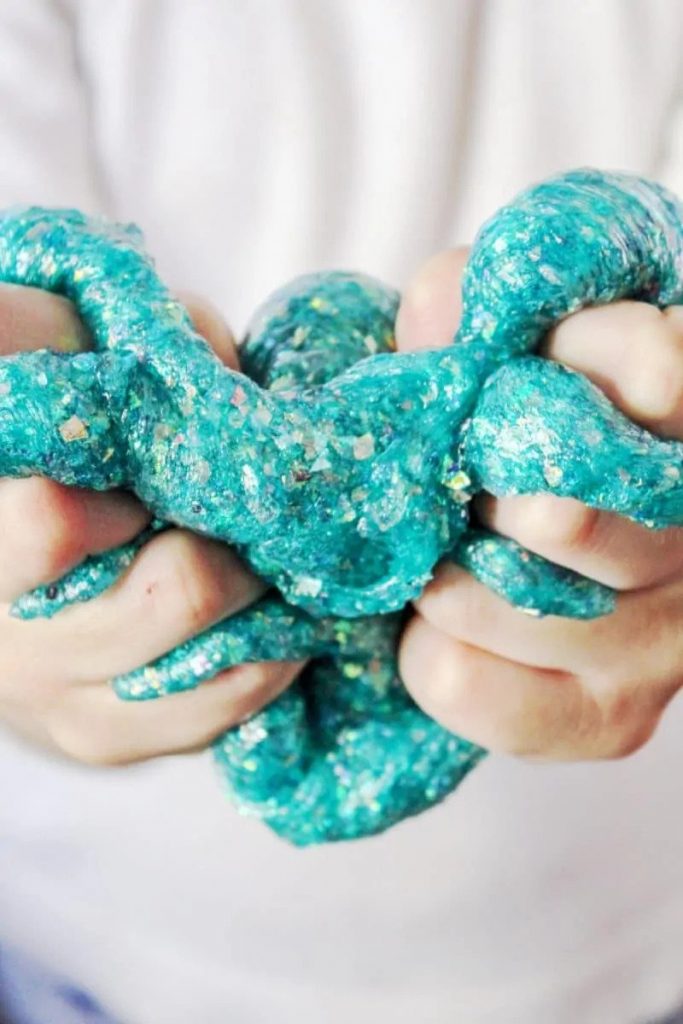 Making Mermaid slime