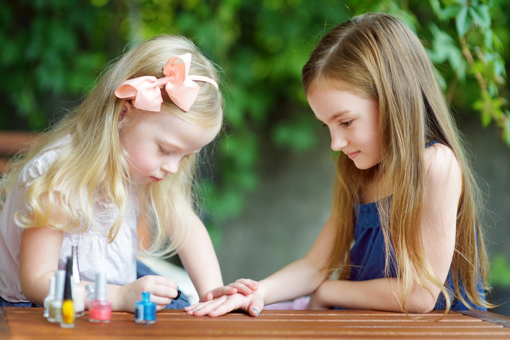 15 Best Fake Press On Nails Your Daughter Will Absolutely Love